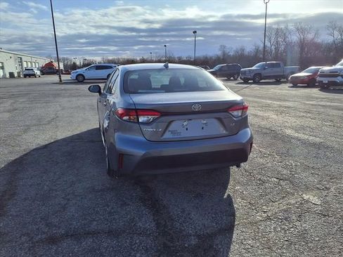 Used 2025 Toyota Corolla LE image 24