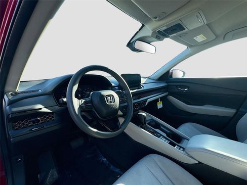 Used 2024 Honda Accord LX image 9