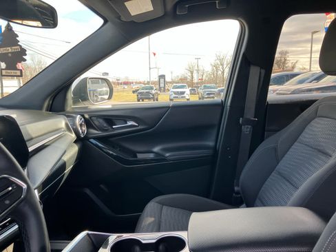 Certified 2025 Chevrolet Equinox LT image 10