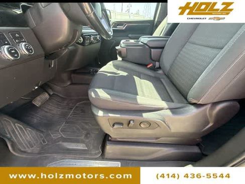 Certified 2022 GMC Sierra 1500 Elevation w/ LPO, Elevation Black Package AWD/4WD image 33