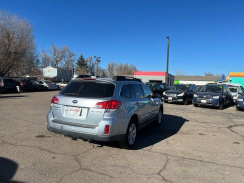 Used 2014 Subaru Outback 2.5i Limited w/ Moonroof Package image 6