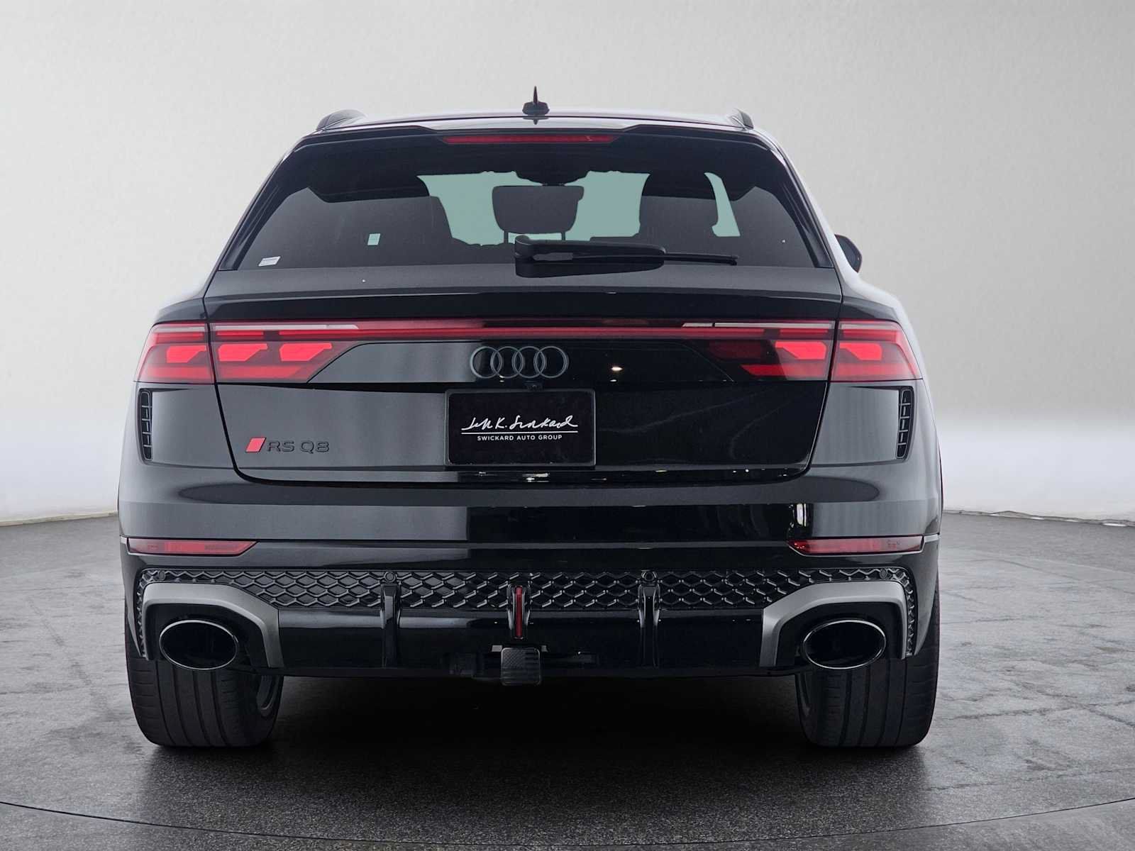Used 2025 Audi RS Q8 performance w/ RS Design Package - Gray AWD/4WD image 4