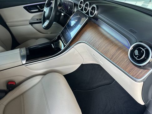 Used 2023 Mercedes-Benz GLC 300 4MATIC image 18