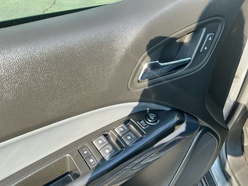 Used 2019 Chevrolet Colorado Z71 AWD/4WD image 16