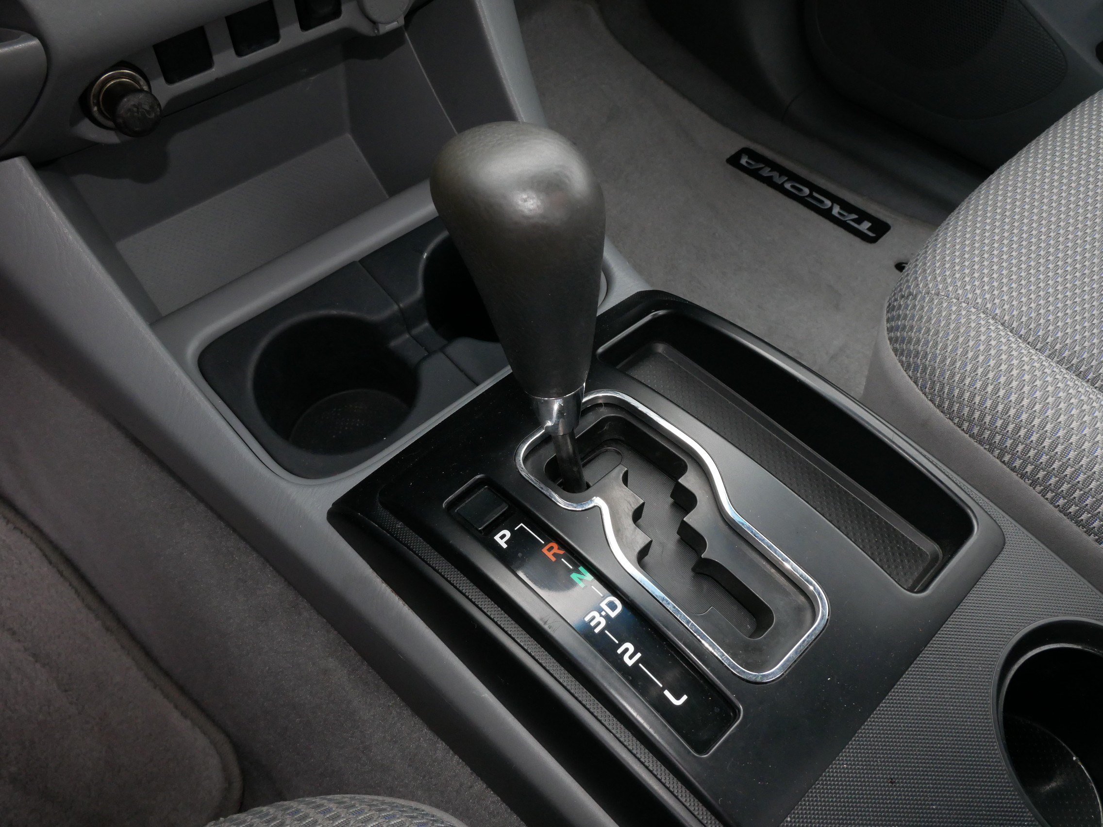 Used 2011 Toyota Tacoma 4x4 Regular Cab image 24