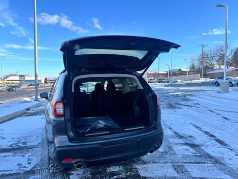 New 2025 Subaru Ascent Touring w/ Popular Package #2 image 4