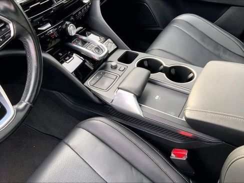 Used 2023 Acura MDX SH-AWD w/ Technology Package image 16