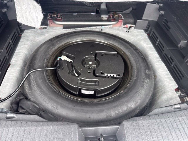Certified 2024 Nissan Rogue SV w/ SV Premium Package AWD/4WD image 23