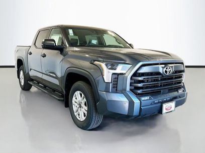 New 2026 Toyota Tundra SR5 w/ SR5 Convenience Package