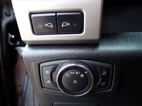 Used 2020 Ford F150 Lariat w/ Equipment Group 502A Luxury image 17