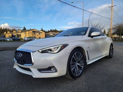 Used 2017 INFINITI Q60 3.0t w/ Premium Plus Package 3.0T image 3