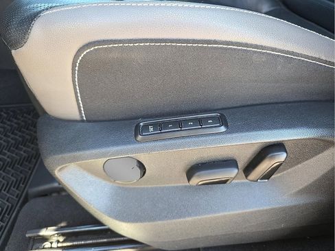 Used 2023 Volkswagen Atlas Cross Sport SEL Premium R-Line image 14