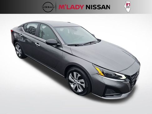 Used 2025 Nissan Altima 2.5 S image 4