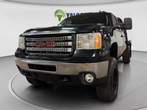 Used 2011 GMC Sierra 2500 SLT w/ SLT Convenience Package AWD/4WD image 9