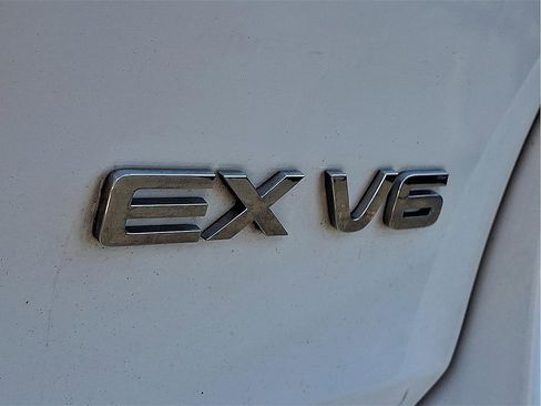 Used 2019 Kia Sorento EX image 31