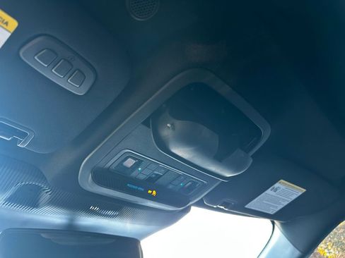 New 2026 Ford Explorer Platinum image 76