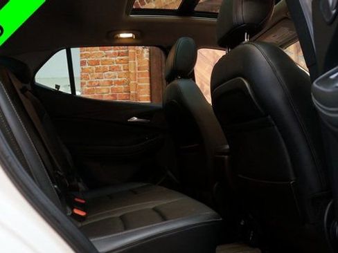 Used 2020 Buick Encore GX Essence w/ Experience Buick Package image 48