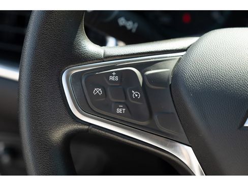 Used 2018 Chevrolet Equinox LT FWD image 18