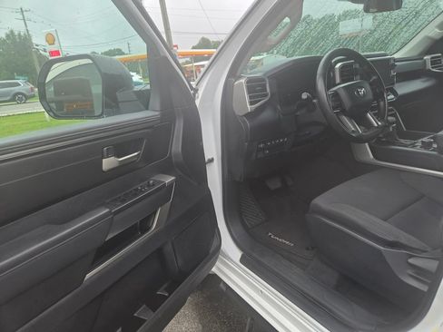 Used 2023 Toyota Tundra SR5 w/ SR5 Convenience Package AWD/4WD image 6