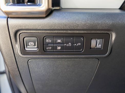 New 2025 GMC Hummer EV 3X w/ LPO, Dark Essentials Package image 20