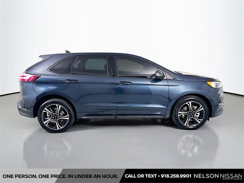 Used 2023 Ford Edge ST w/ Cargo Accessory Package image 4