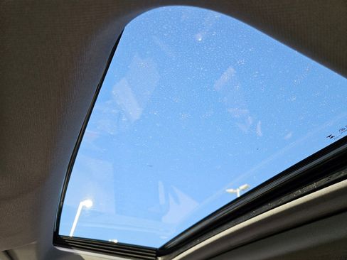 Used 2025 GMC Sierra 3500 Denali image 16