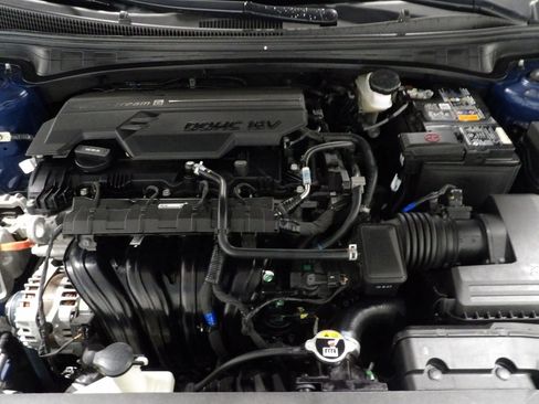 Used 2023 Hyundai Elantra SEL FWD image 20
