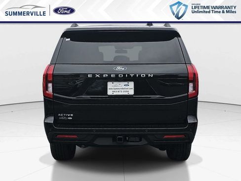 New 2026 Ford Expedition Active RWD image 5