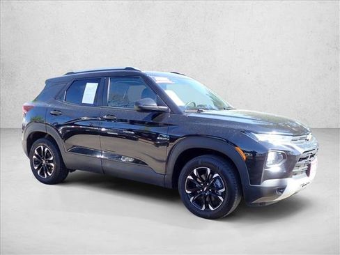 Used 2023 Chevrolet TrailBlazer LT w/ Convenience Package AWD/4WD image 6