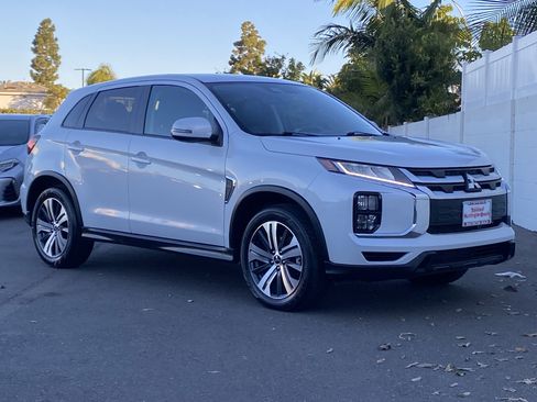 Used 2024 Mitsubishi Outlander Sport AWD image 2