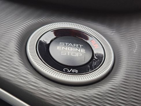 New 2025 Jeep Grand Cherokee L Laredo image 20