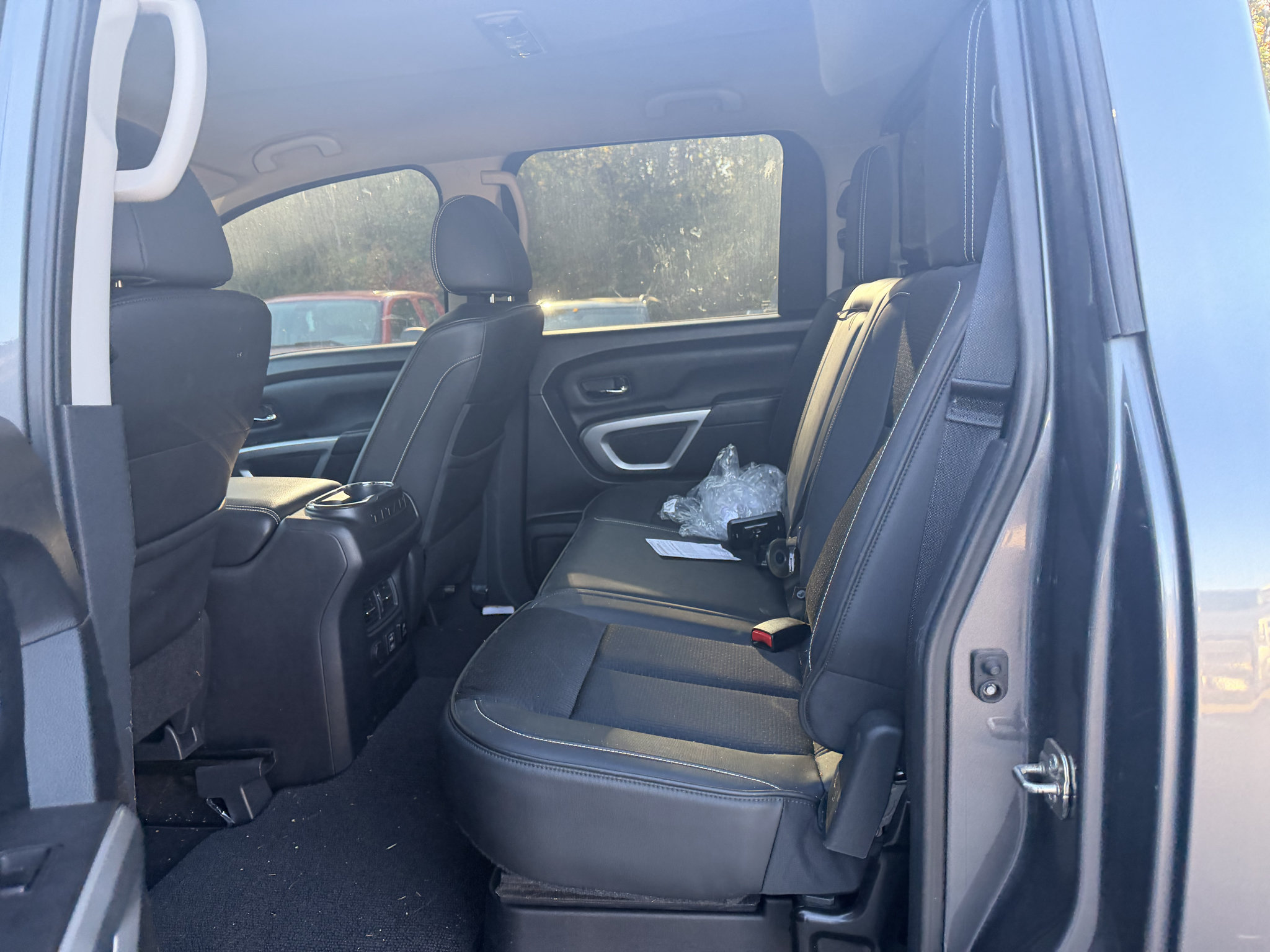 Used 2019 Nissan Titan PRO-4X AWD/4WD image 7