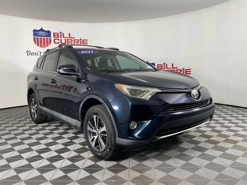 Used 2017 Toyota RAV4 XLE FWD image 1