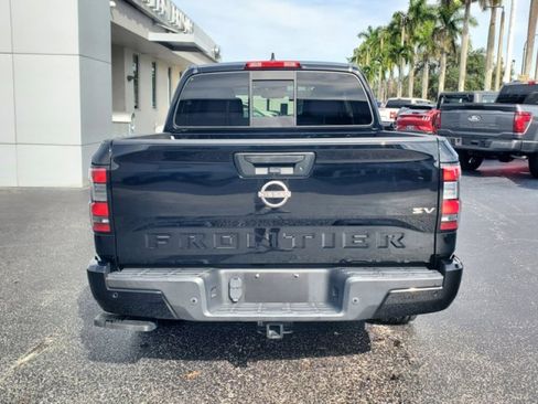 Used 2022 Nissan Frontier SV image 6