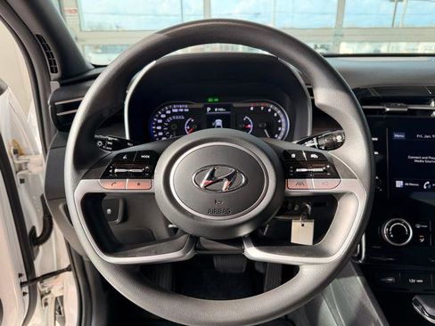 Used 2023 Hyundai Santa Cruz SE image 12