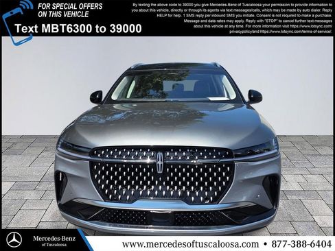 Used 2024 Lincoln Nautilus Reserve AWD/4WD image 2