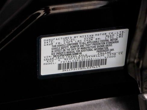 Used 2021 Nissan Kicks SV image 31