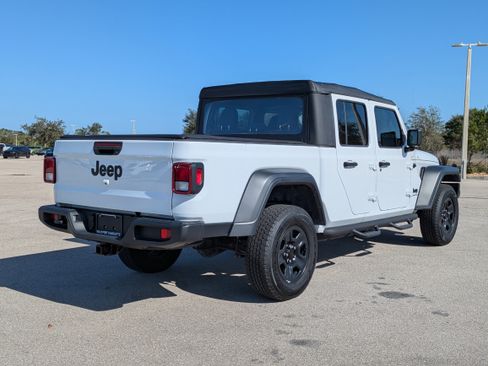 Used 2020 Jeep Gladiator Sport w/ Trailer Tow Package image 6