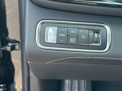 New 2026 Buick Enclave Avenir w/ Super Cruise Package image 19