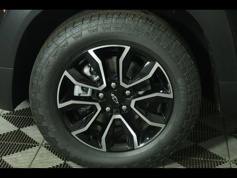 New 2026 Chevrolet TrailBlazer ACTIV w/ Convenience Package AWD/4WD image 12