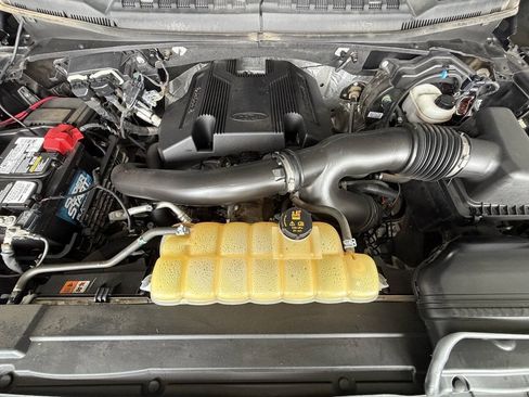 Used 2019 Ford F150 Platinum w/ Equipment Group 701A Luxury AWD/4WD image 48
