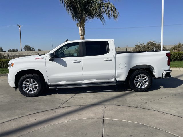 Used 2024 Chevrolet Silverado 1500 RST w/ Z71 Off-Road Package AWD/4WD image 5