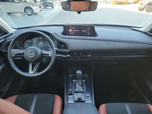 Used 2024 MAZDA CX-30 Carbon image 19