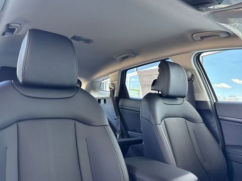 New 2026 Kia Sportage EX AWD/4WD image 17