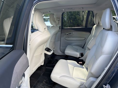 Certified 2023 Volvo XC90 B6 Plus w/ Protection Package AWD/4WD image 32