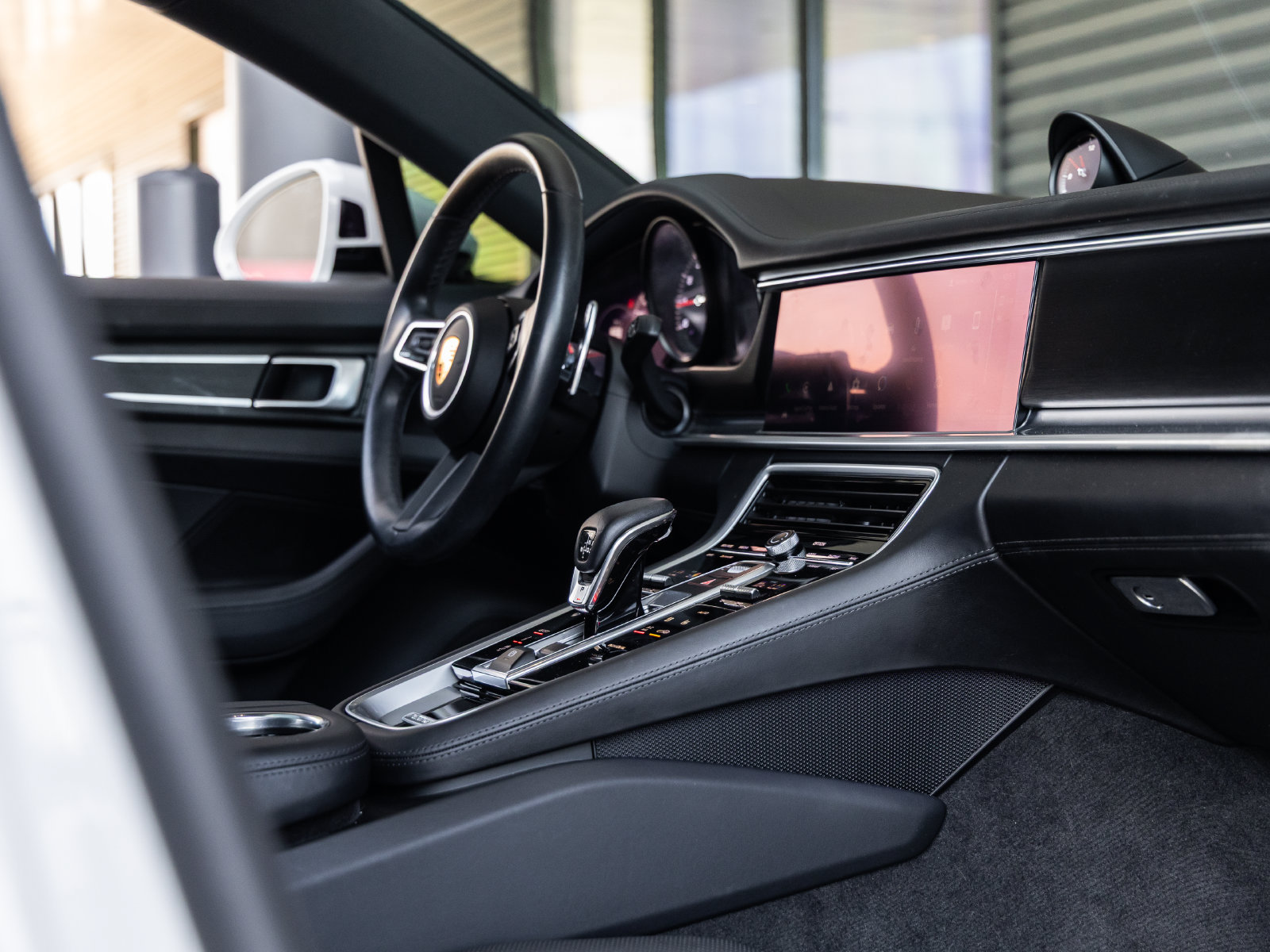 Certified 2023 Porsche Panamera 4 Platinum Edition AWD/4WD image 50