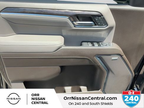 Used 2023 Chevrolet Silverado 1500 LTZ w/ Technology Package AWD/4WD image 16