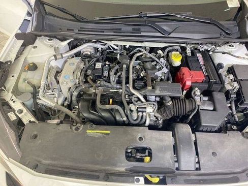 Used 2024 Nissan Sentra SV FWD image 16