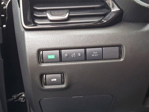 Used 2021 Nissan Sentra SV image 23