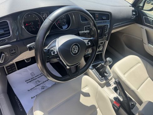 Used 2017 Volkswagen Golf Alltrack SE image 13